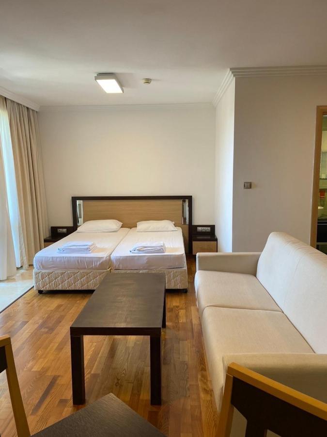 Private Apartments In Emerald Ravda Extérieur photo
